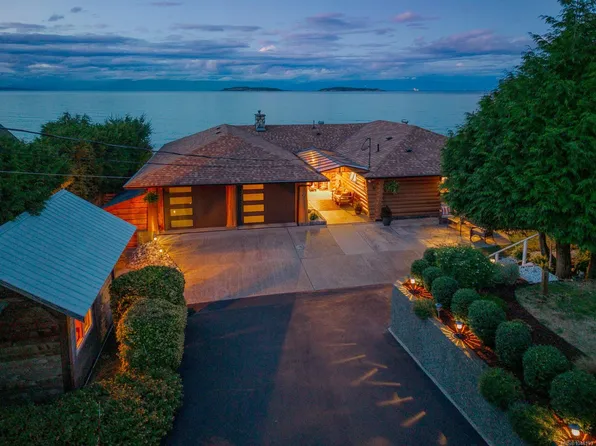 1388 Reef Rd, Nanaimo, BC V9P 9B9