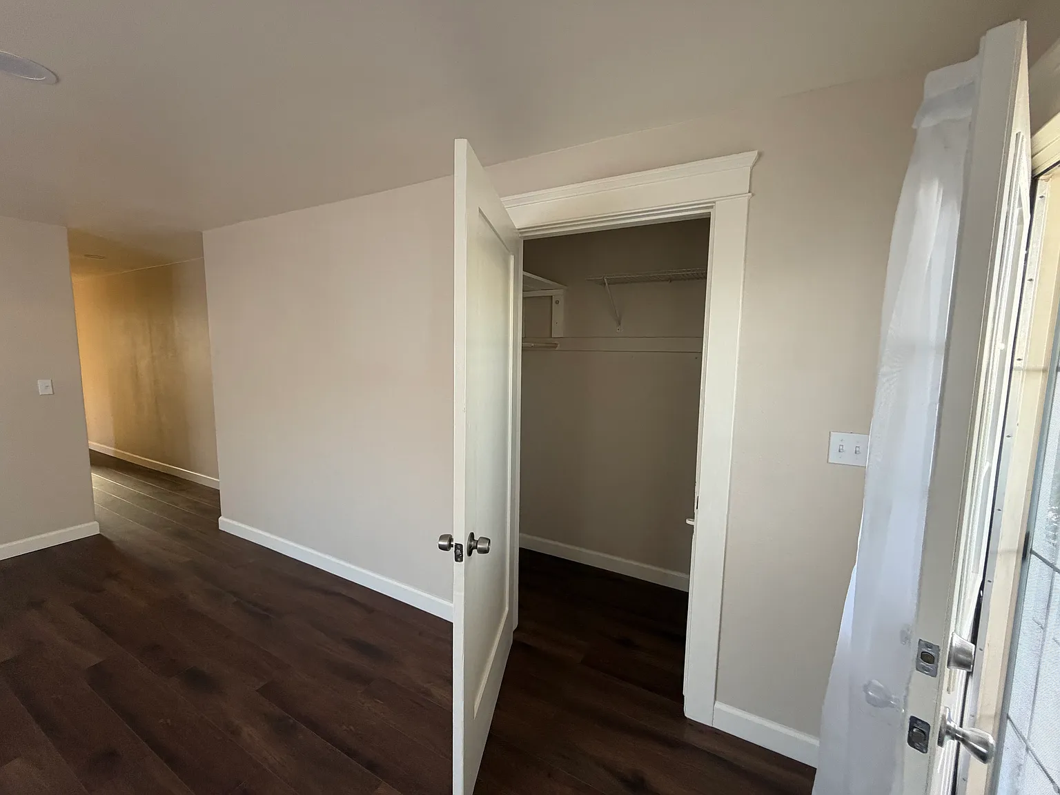 1 bed, $2,500 — Photo 2