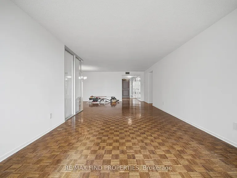 30 Wellington St E #901 — Photo 24