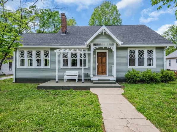 902 Main St, Huntland, TN 37345