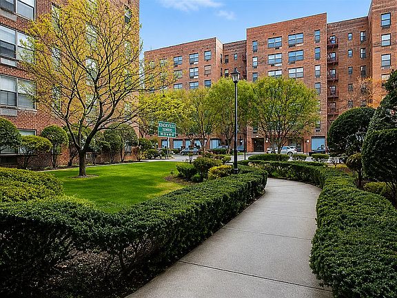 2nd image of 9411 59th Ave APT D17