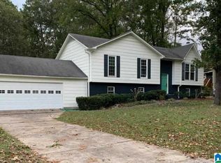 2022 Chandawood Dr, Pelham, AL 35124