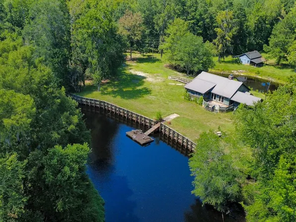 2401 Blow Horn Pl, Lake View, SC 29563