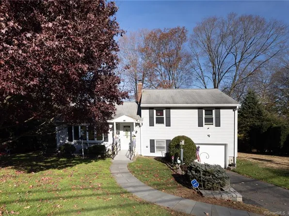 90 Juniper Ridge Drive, Waterbury, CT 06708