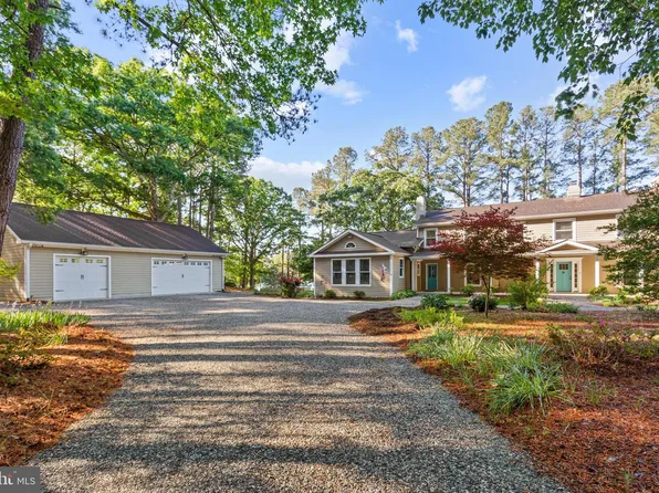 515 Lee Dale Dr, Heathsville, VA 22473
