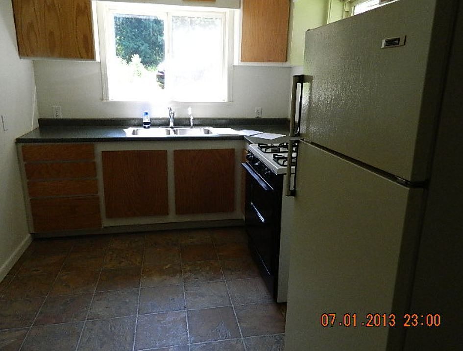 2nd image of 6191 Alder St