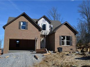 2005 Skinner Dr, Smyrna, TN 37167