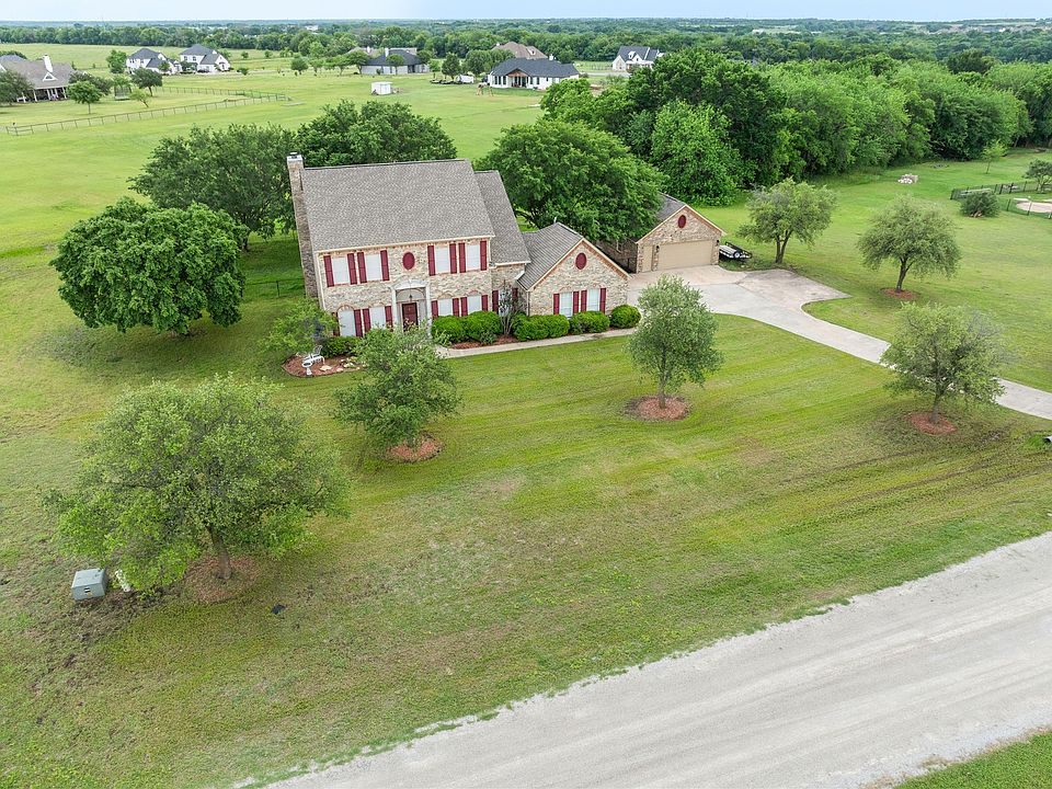 1st image of 604 Peggy Ln