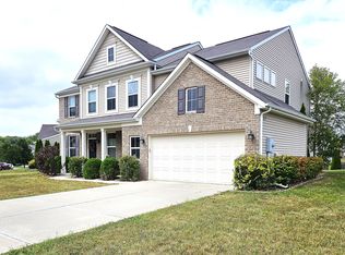 1614 Windswept Dr, Greenwood, IN
