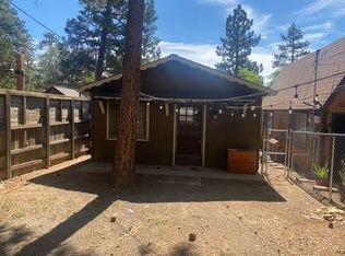 487 Victoria Ln, Sugarloaf, CA 92386