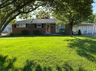 300 N 27th St, Quincy, IL 62301
