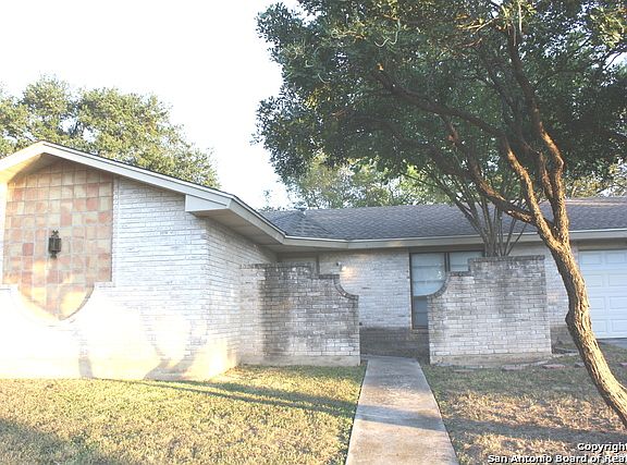 2nd image of 7006 Forest Moss St