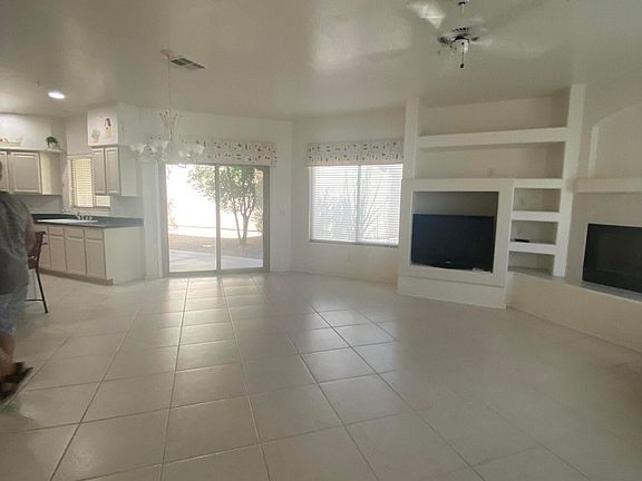 3rd image of 16450 E AVENUE OF THE FOUNTAIN -- #26