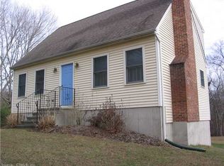 41 Killingworth Tpke, Clinton, CT 06413