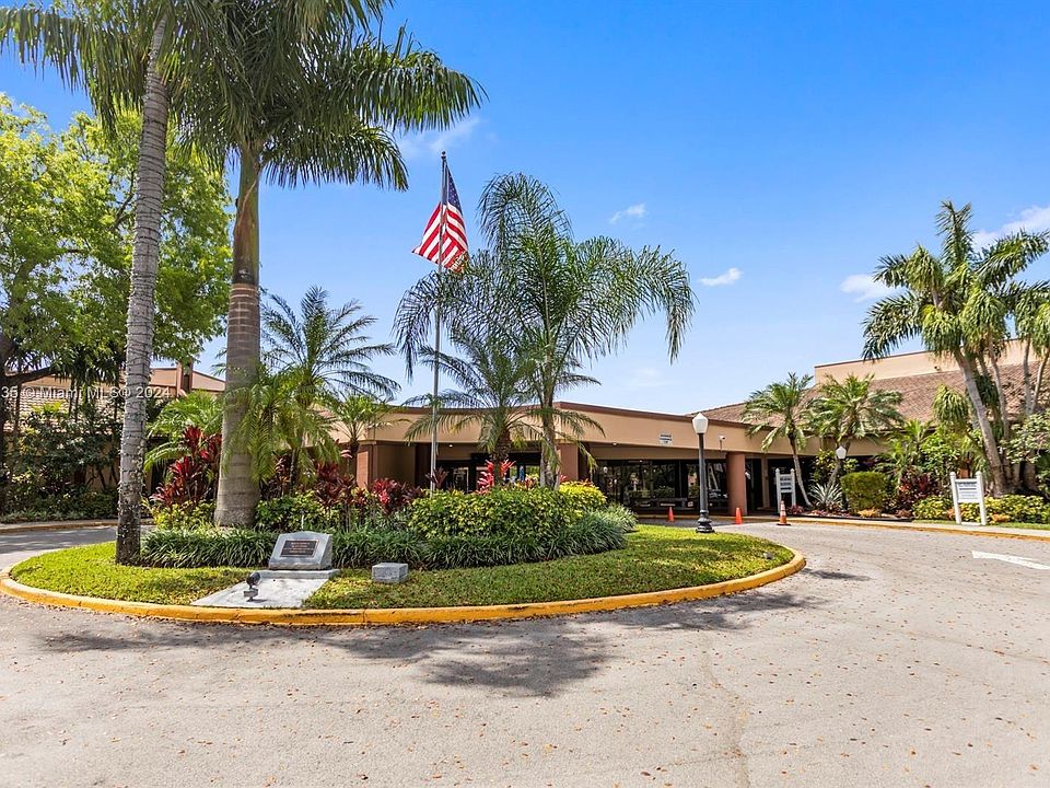 1st image of 9321 Sunrise Lakes Blvd APT 109