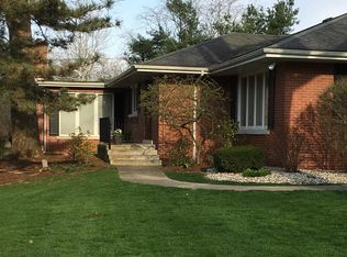 3 Chatham Cir, Kankakee, IL 60901