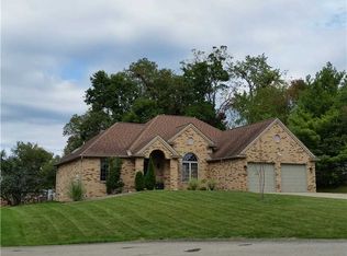 108 Aragon Pl, Finleyville, PA 15332