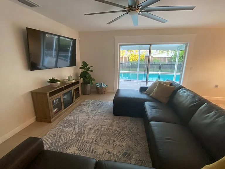 1268 Lake Shore Dr — Photo 10