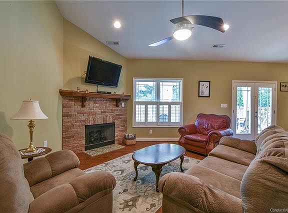 4th image of 4169 Ore Bank Dr