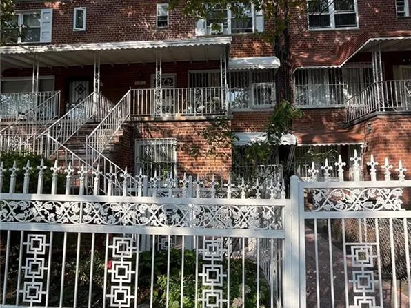 939 E 101st St, Brooklyn, NY 11236