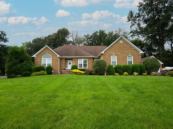 637 Willow Bend Cir, Bowling Green, KY 42104