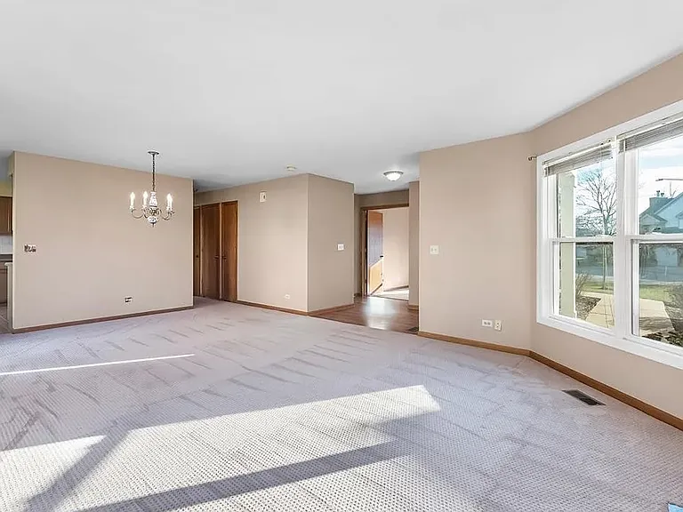 2516 Live Oak Ln — Photo 11