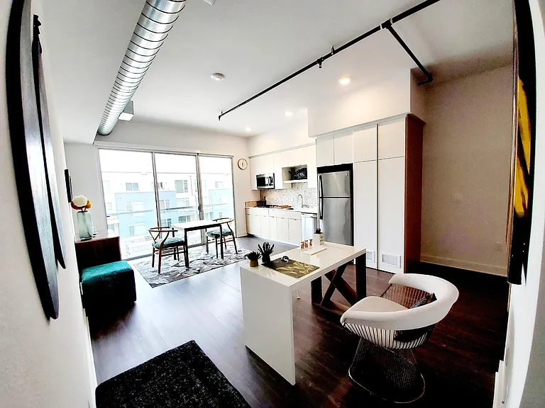 Jr. 1x1 Living Room