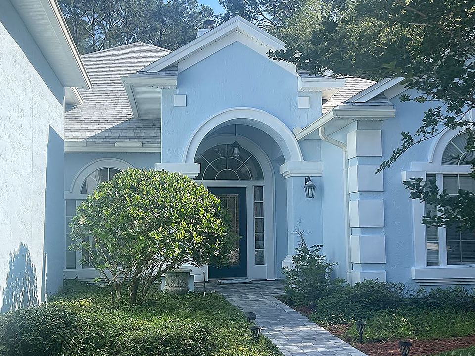 1st image of 115 Glen Oaks Dr