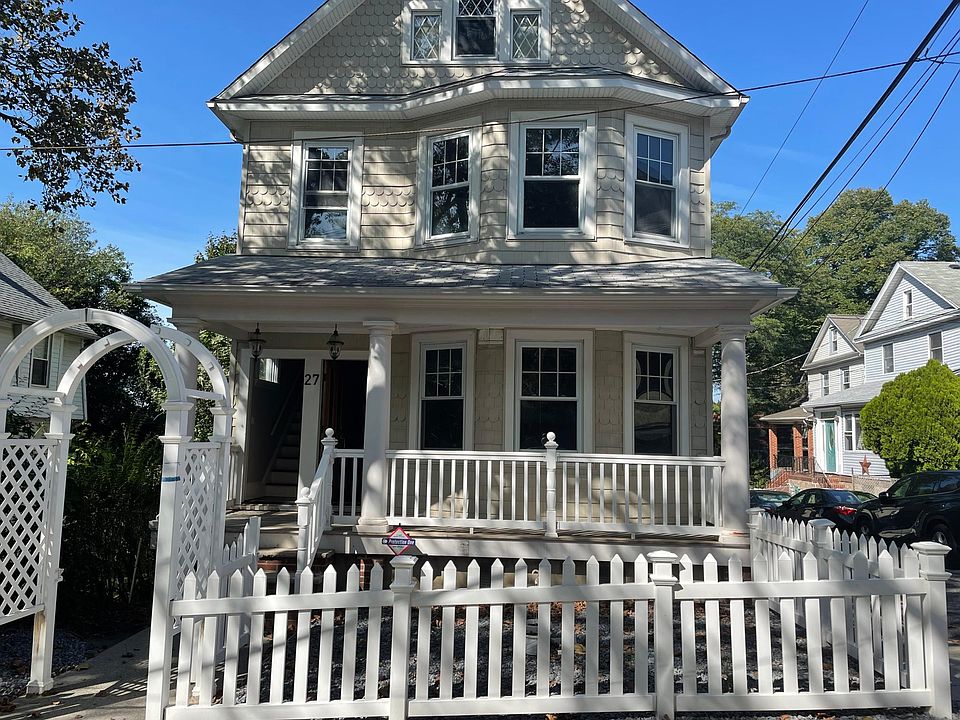 1st image of 27 Cortelyou Pl #A