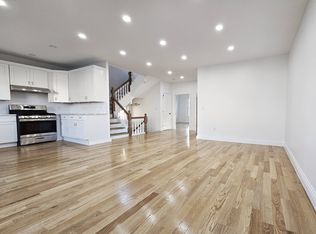 600 E 5th St FLOOR 2, Brooklyn, NY 11218