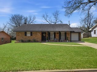 2412 Airline Dr, Brenham, TX 77833