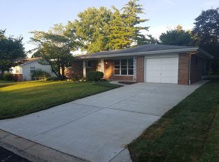 604 Rebecca Dr, Saint Charles, MO 63301