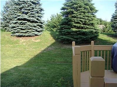 3rd image of 228 Glenkirk Dr