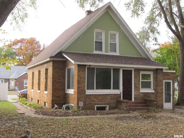 2423 11th St, Rock Island, IL 61201