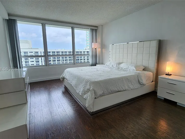 1500 Bay Rd #1550S — Photo 5