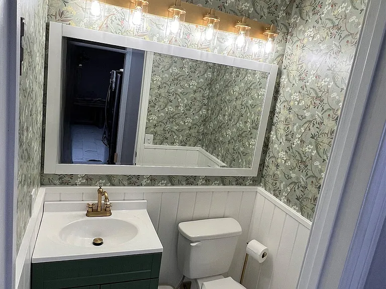 121 Sinclair Ave #223 — Photo 9