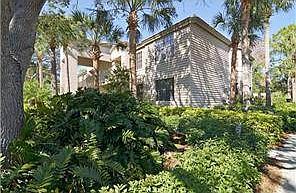 1st image of 27022 Oakwood Lake Dr #102