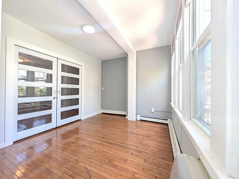 69 Beacon Ave #2 — Photo 8
