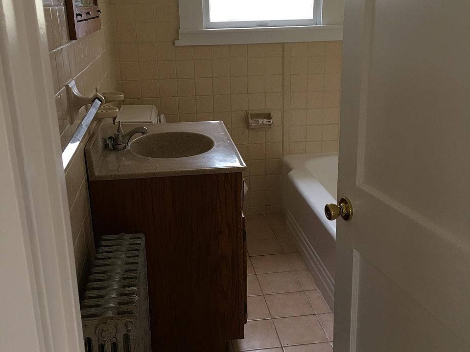 Downstairs Bathroom