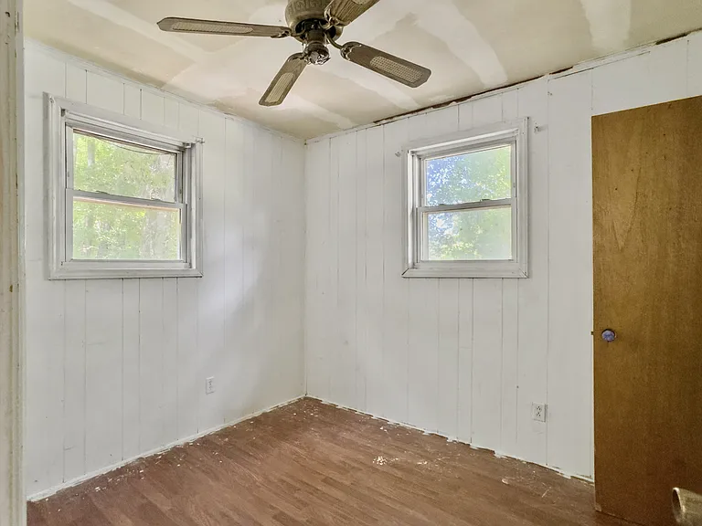 1137 Carter Rd — Photo 14