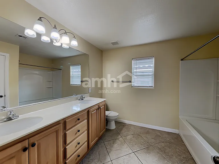 37 Harbor Pines Ct — Photo 15