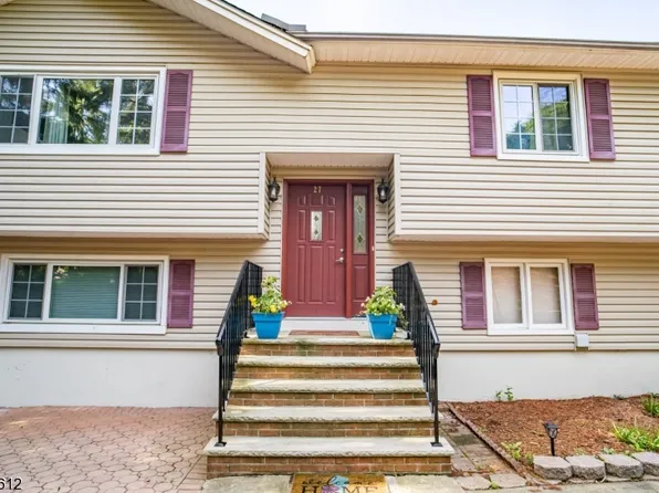 27 David Dr, Rockaway Boro, NJ 07866