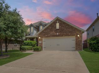 1016 Crest Meadow Dr, Haslet, TX 76052