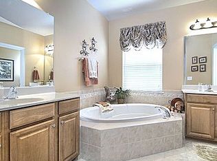 437 Woodward Ridge Dr, Mount Holly, NC 28120