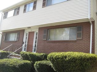 90 Quarry St APT 3, Quincy, MA 02169