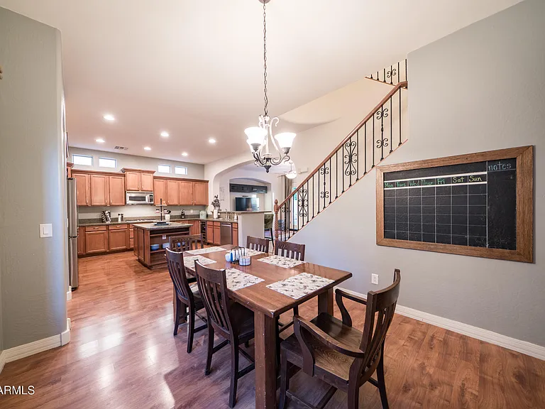 2681 E Hampton Ln — Photo 17