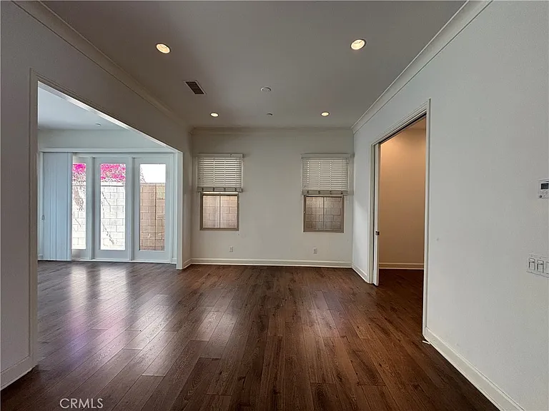 65 Berkshire Wood — Photo 6