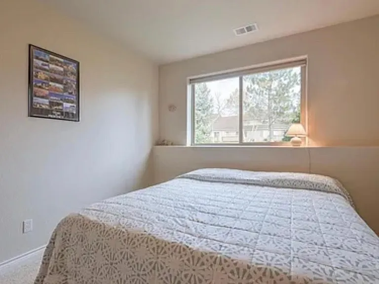 1979 Vista Dr — Photo 11