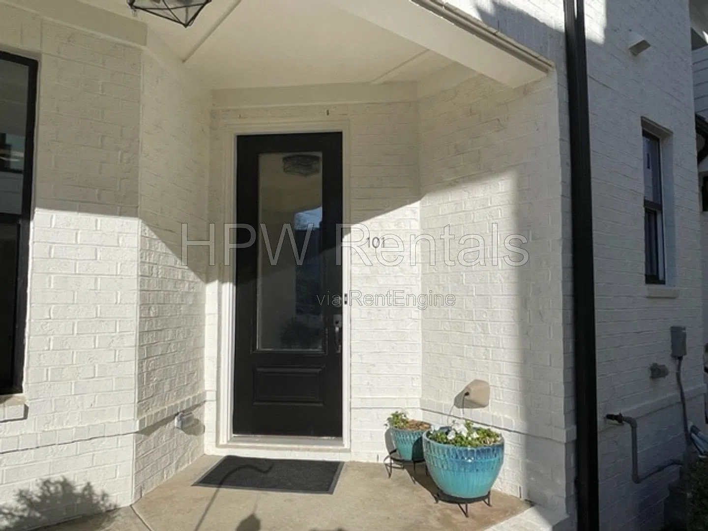 3 bed, 3.5 bath, 1771 sqft, $3,500 — Photo 2