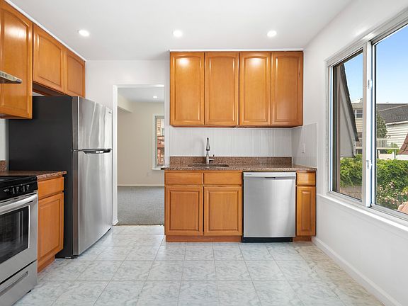 5th image of 15-72 216th St #2